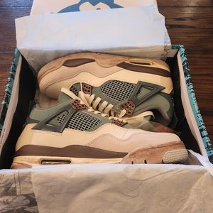 Nike Air Jordan 4 Snorlax Size 11